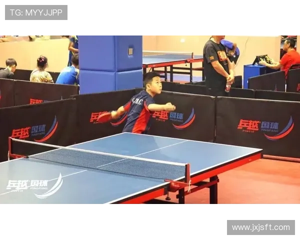 重庆乒乓球队在精英赛中以60分稳居积分榜首位展现强劲实力