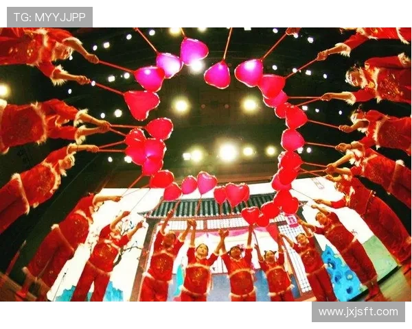 足球明星齐聚综艺舞台展现球场之外的多才多艺与幽默风采