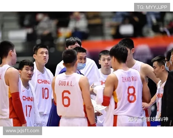 世界杯预选赛分析：北京篮球队展现出色团队协作能力与战术配合